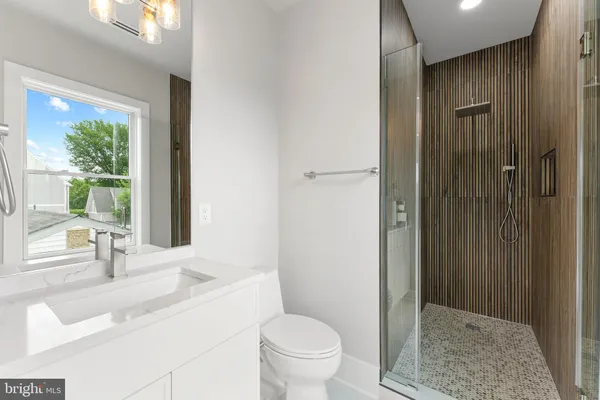 $1,599,900 | 1610 12th Street South, Arlington, VA 22204
