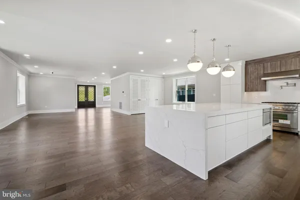 $1,599,900 | 1610 12th Street South, Arlington, VA 22204