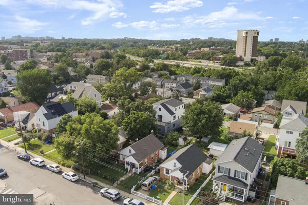 $1,599,900 | 1610 12th Street South, Arlington, VA 22204