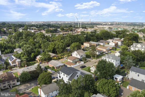$1,599,900 | 1610 12th Street South, Arlington, VA 22204
