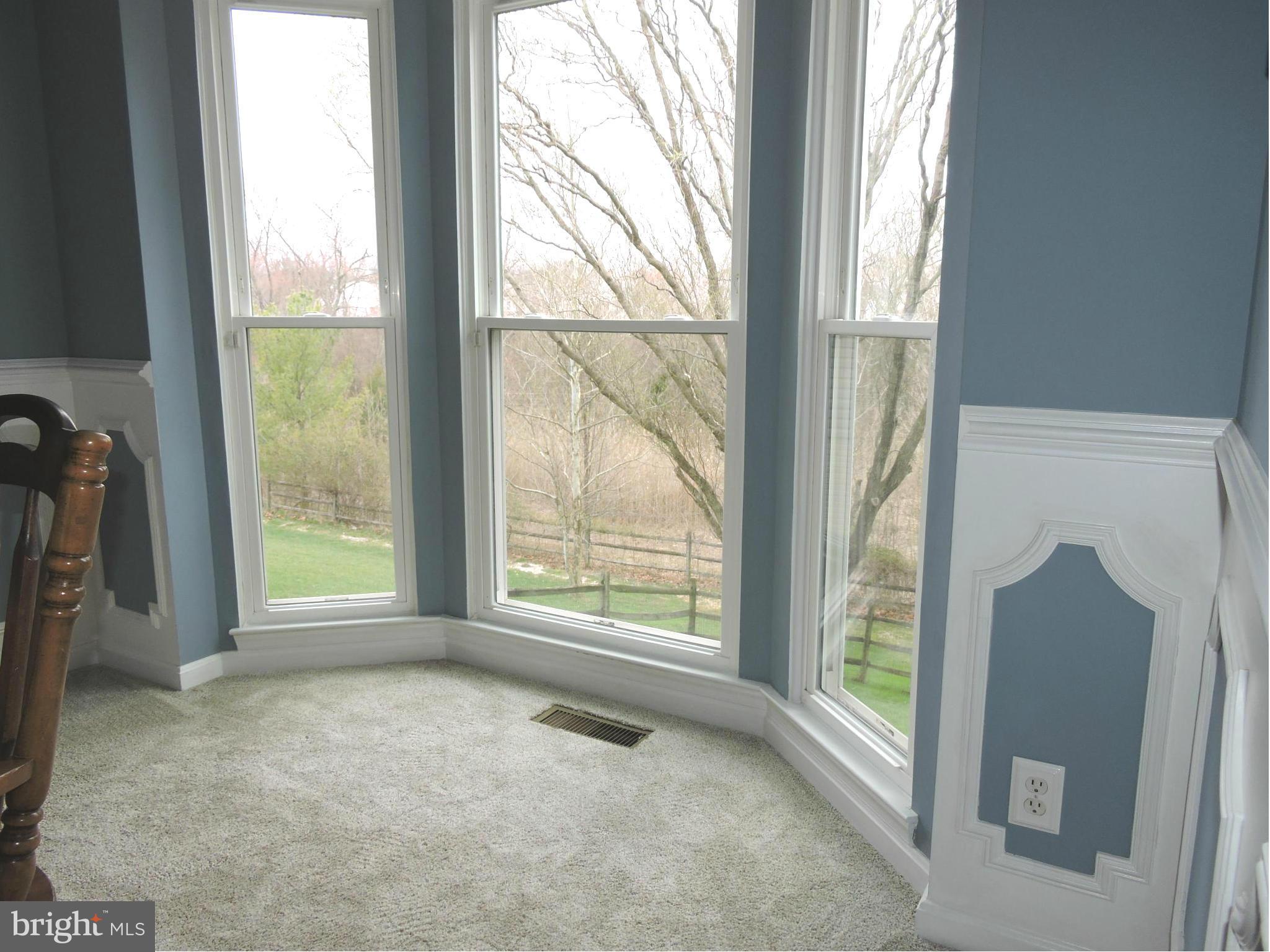 8118 Rose Haven Road Rosedale, MD 21237 - Photo 4 of 29 Detailed Moldings
