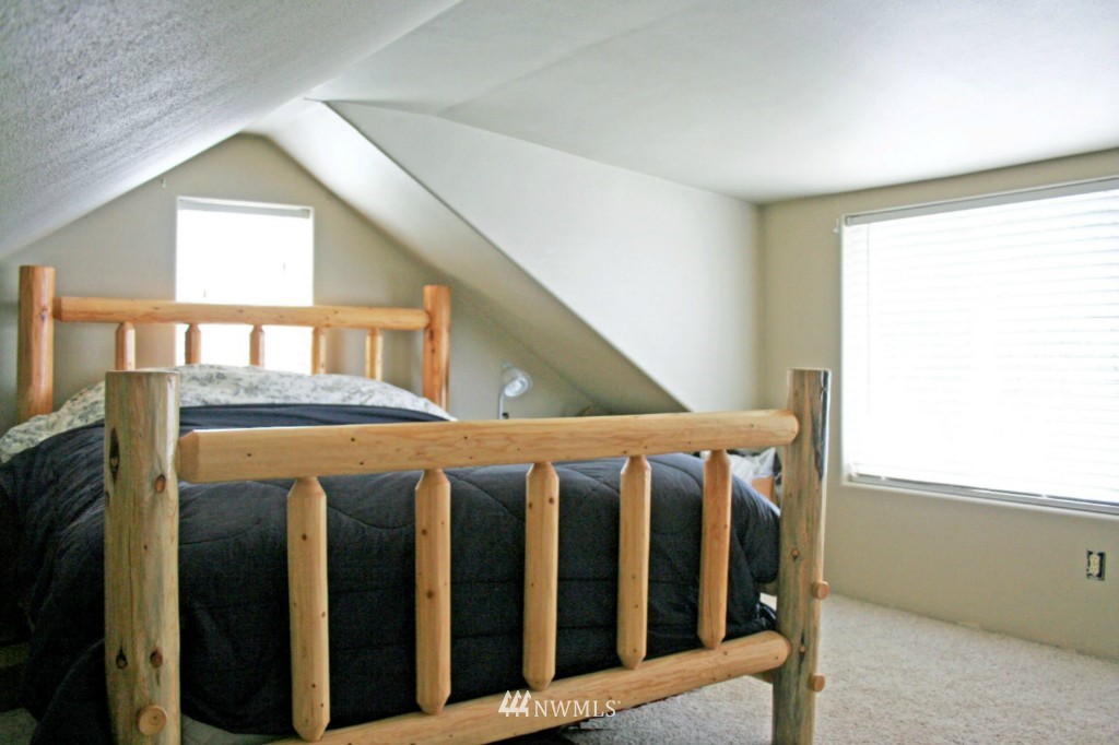 8851 Custer School Road Custer, WA 98240 - Photo 4 of 15