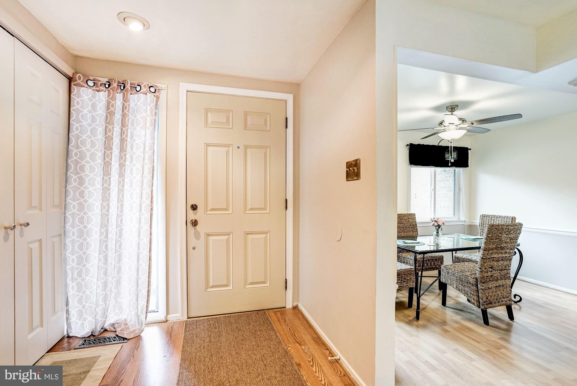 8552 Gwynedd Way Springfield, VA 22153 - Photo 2 of 37 Main level entrance, dining to right