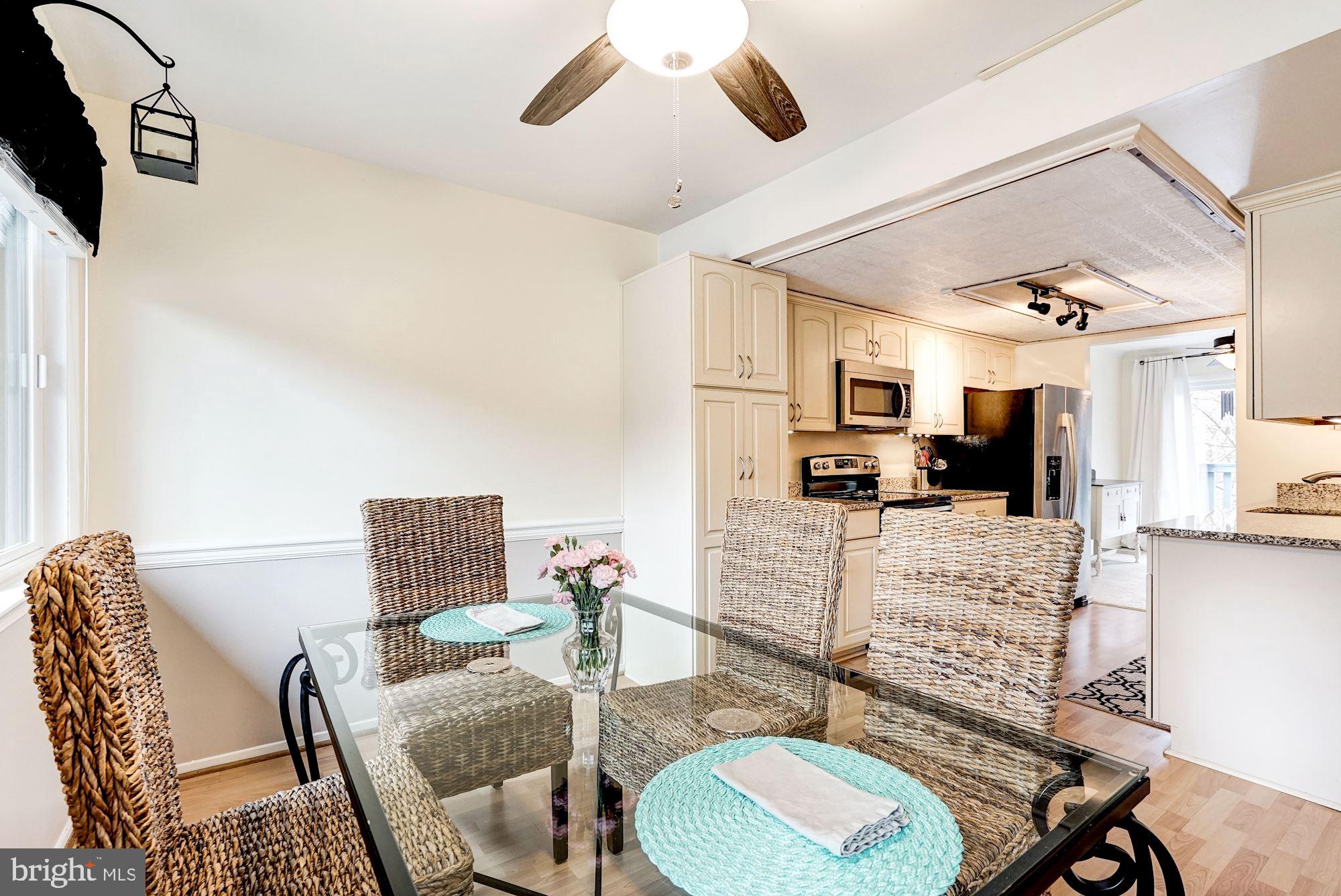 8552 Gwynedd Way Springfield, VA 22153 - Photo 14 of 37 Dining adjoining the kitchen