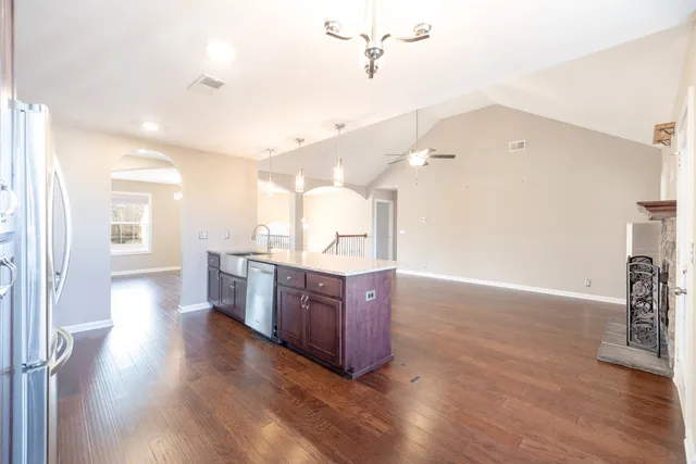 $2,800 | 3621 Old Highway 48, Clarksville, TN 37040