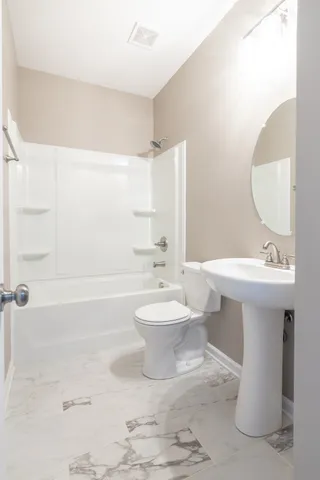 $2,800 | 3621 Old Highway 48, Clarksville, TN 37040