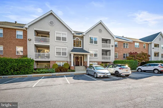 $280,000 | 3 Rumford Drive, Unit 202, Baltimore, MD 21228