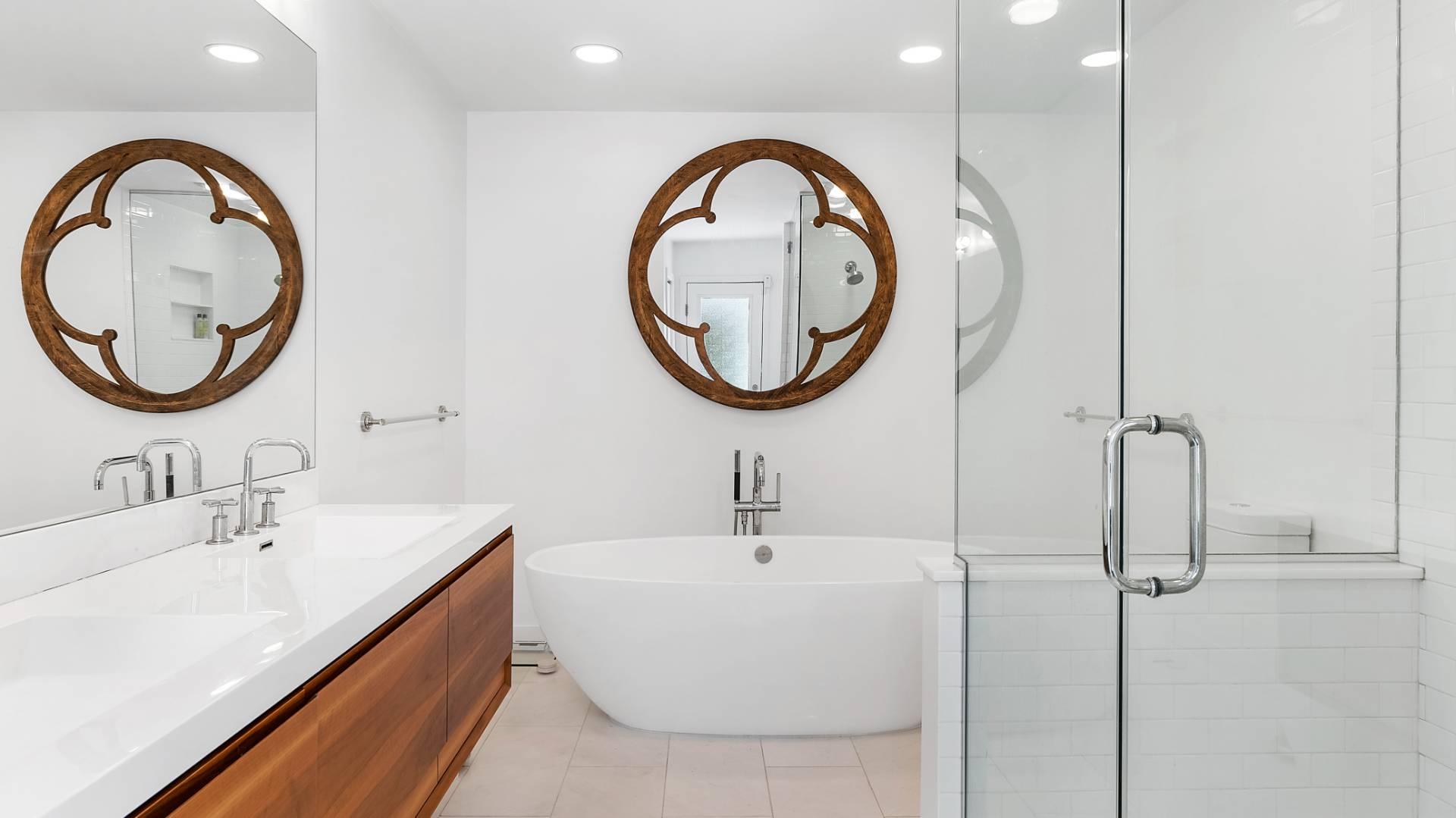 11 Fairview Road Montauk, NY 11954 - Photo 13 of 38 a bathroom with a bathtub and a sink
