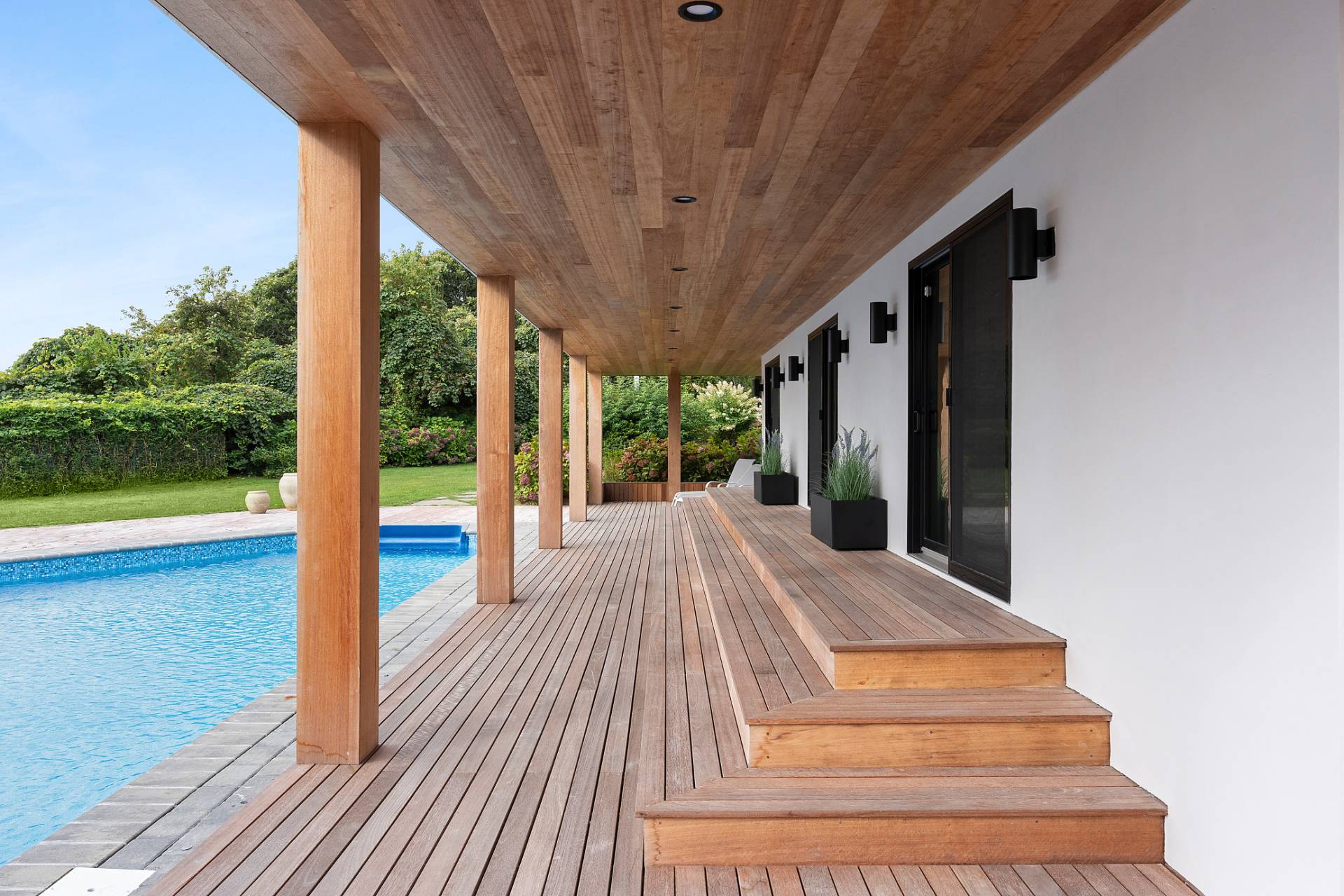 11 Fairview Road Montauk, NY 11954 - Photo 3 of 39