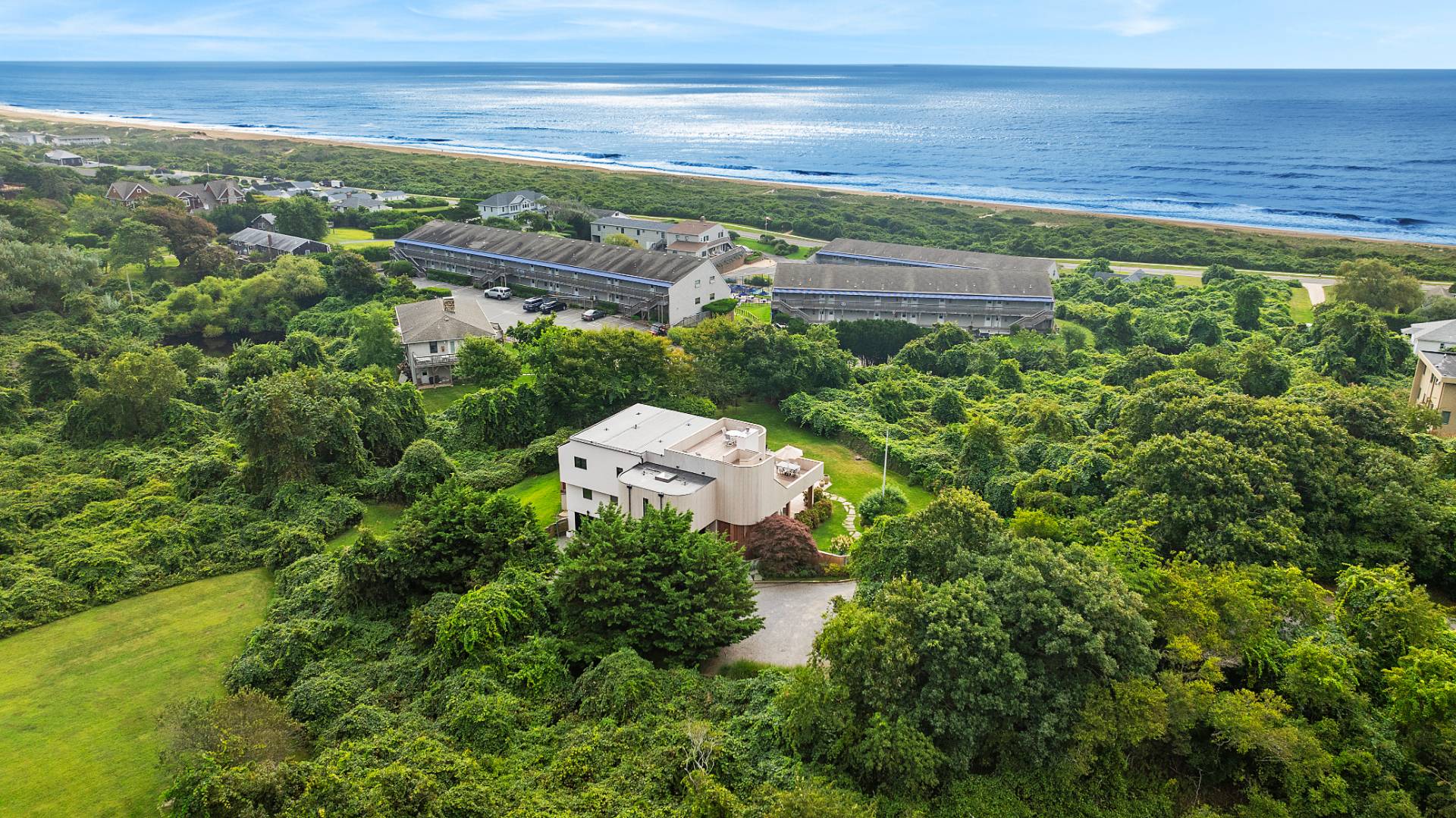 11 Fairview Road Montauk, NY 11954 - Photo 35 of 38