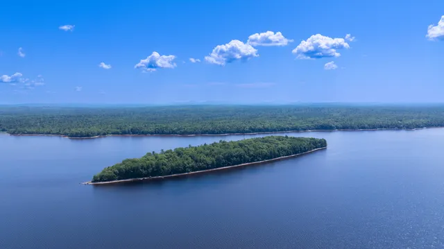 $669,000 | 1 Eagle Island, Ellsworth, ME 04605