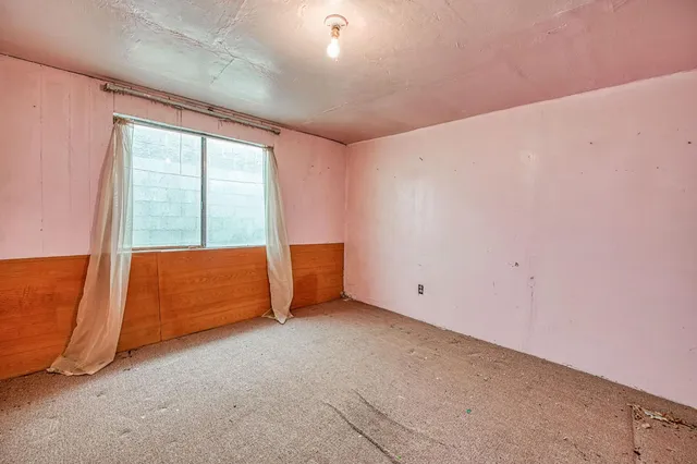 $255,000 | 33 West Birch Avenue, Pinedale, CA 93650