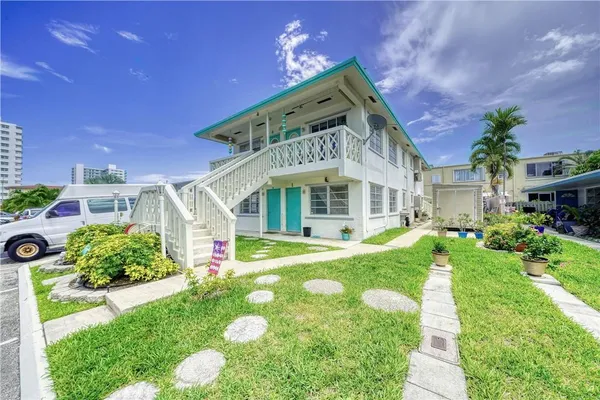 $1,999,000 | 3220 Canal Drive, Pompano Beach, FL 33062