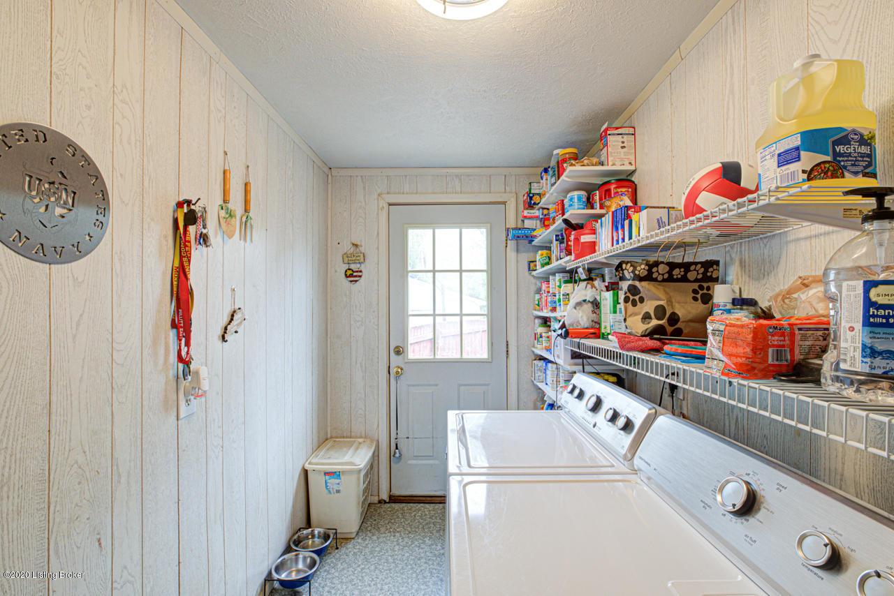 1288 Flatlick Road Mount Washington, KY 40047 - Photo 8 of 23 Copy of 1288_Flatlick_Rd-15