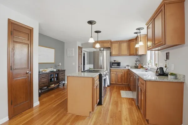 $600,000 | 26 Woodside Circle, Sturbridge, MA 01566