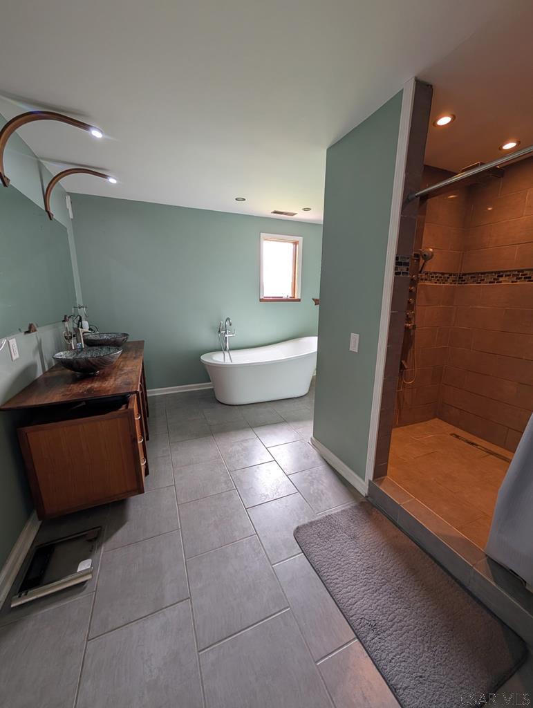1024 St Clair Road Johnstown, PA 15905 - Photo 7 of 13