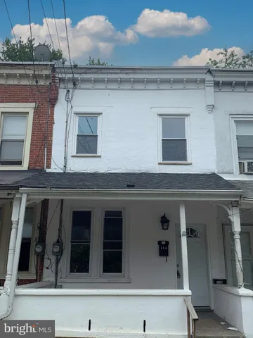 a view of a building entryway