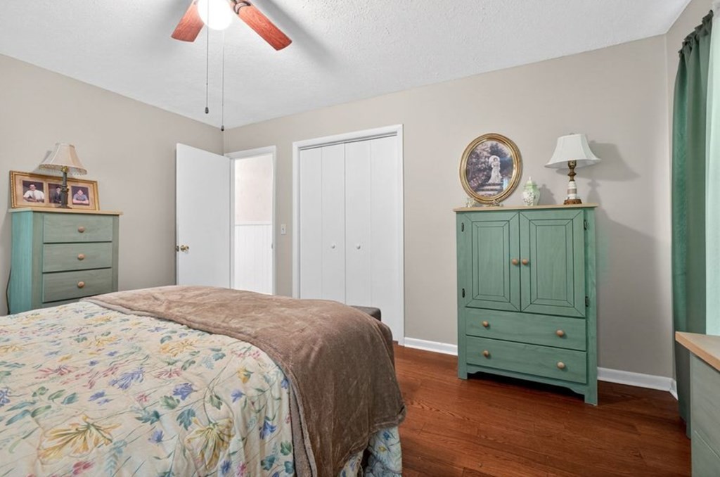 149 North Main Street Sparta, TN 38583 - Photo 13 of 14 a bedroom with a dresser and a window