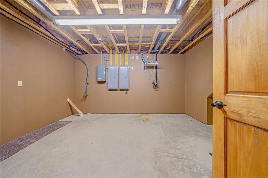 2780 Ipnar Road Irwin, PA 15642 - Photo 40 of 49 a view of a room with racks