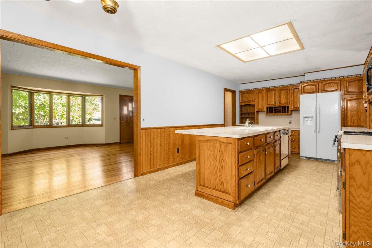 307 Big Island Road Warwick, NY 10921 - Photo 14 of 46 a large white room with a large window