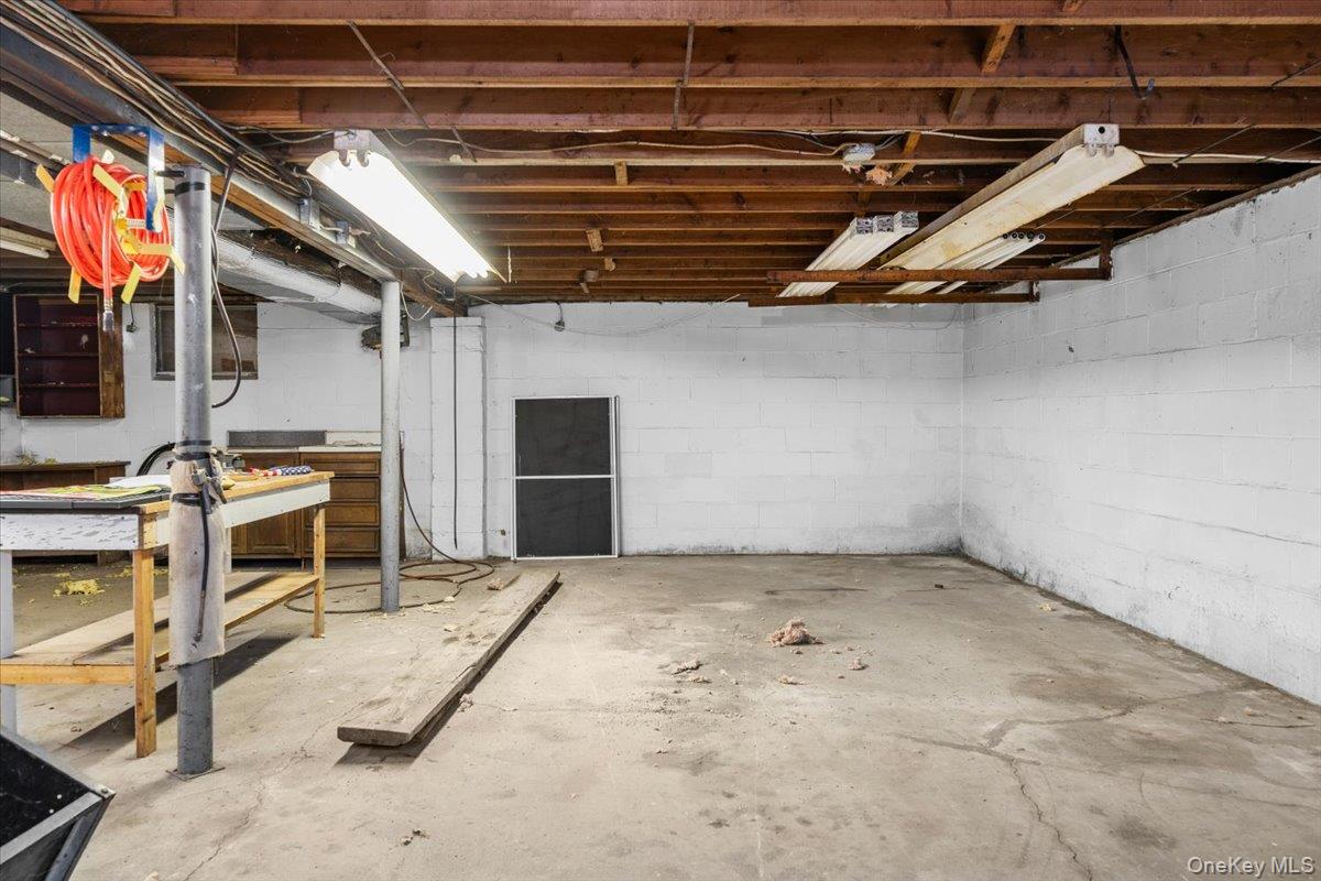 307 Big Island Road Warwick, NY 10921 - Photo 46 of 46 a view of a room with gym equipment