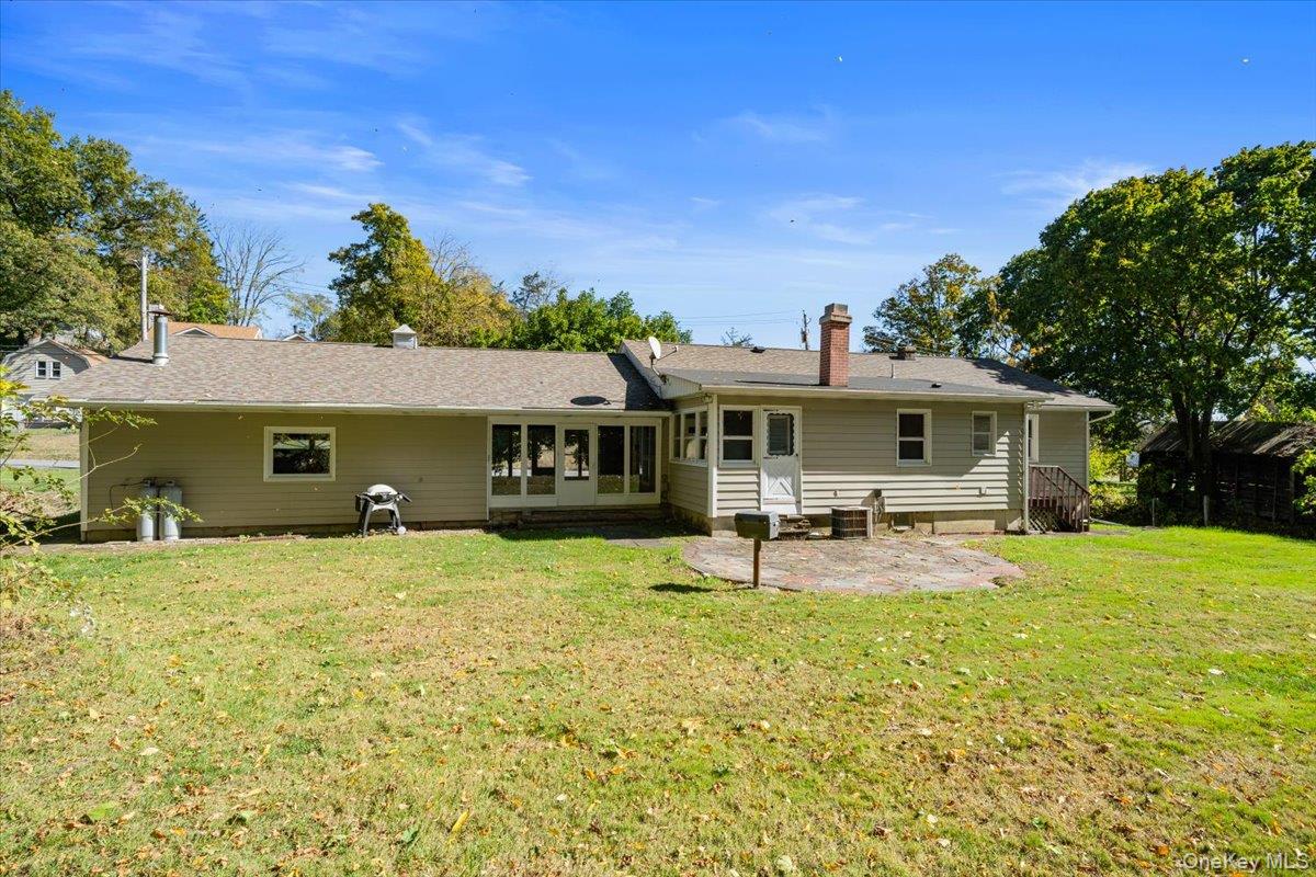 307 Big Island Road Warwick, NY 10921 - Photo 9 of 46 a house view with a sitting space and garden