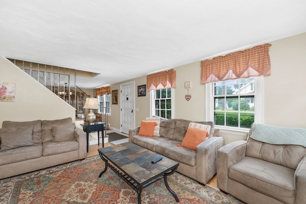 111 Warren Street Waltham, MA 02453 - Photo 11 of 42