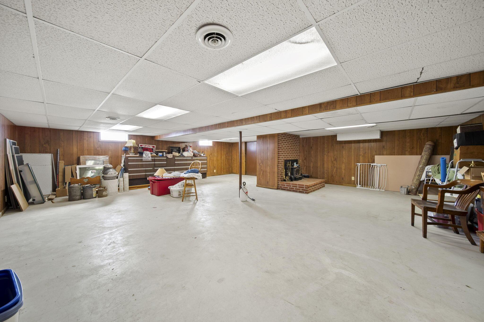 4529 Bell Station Road Circleville, OH 43113 - Photo 29 of 41 Basement left side