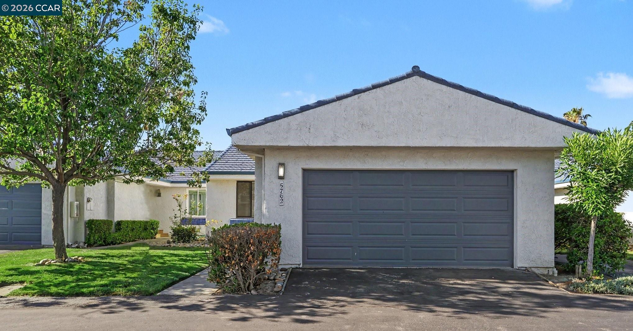 5762 Cutter Loop Discovery Bay, CA 94505 - Photo 2 of 23
