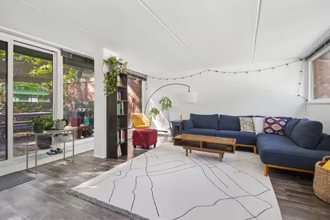 $529,000 | 840 Michigan Avenue, Unit 22, Evanston, IL 60202