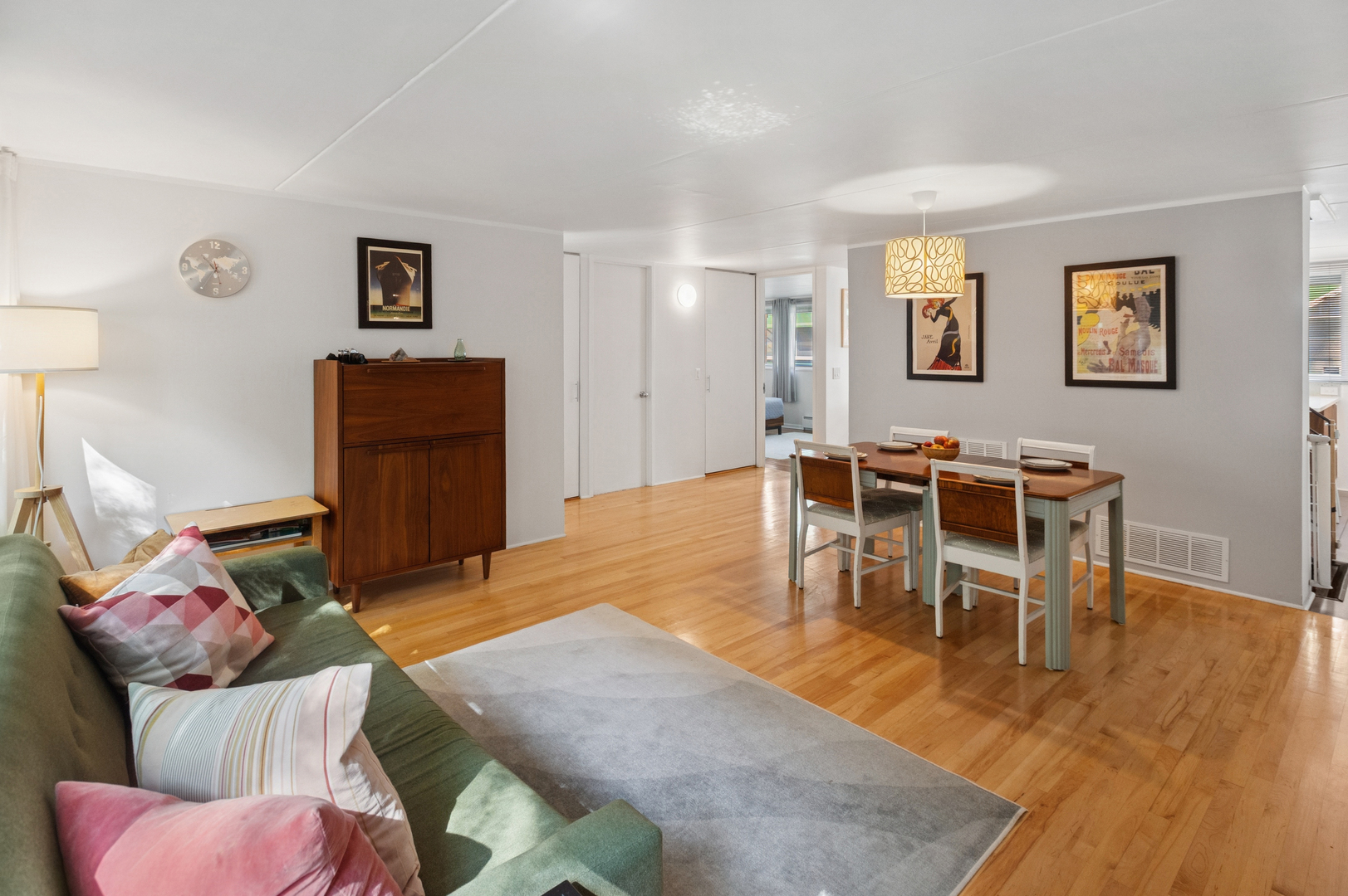 840 Michigan Avenue, Unit 22 Evanston, IL 60202 - Photo 5 of 25