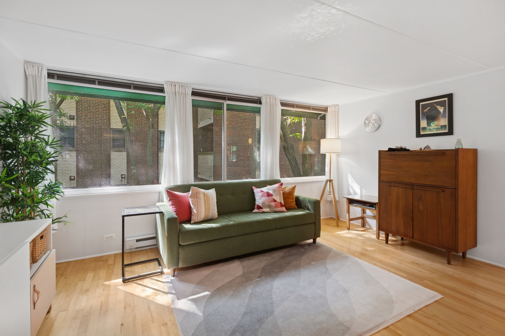 840 Michigan Avenue, Unit 22 Evanston, IL 60202 - Photo 6 of 25