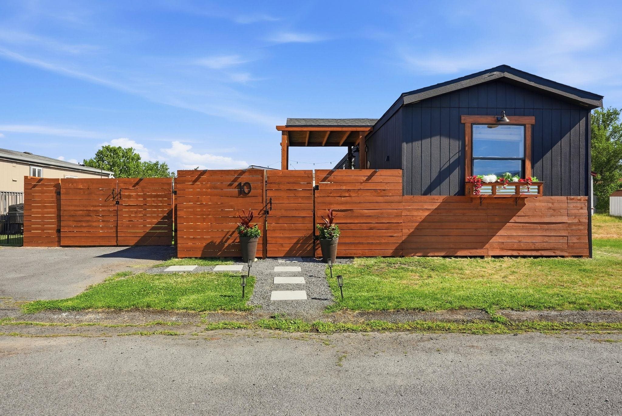10510 West Richland Road, Unit #10 Cheney, WA 99004 - Photo 36 of 40 Gallery Image 36