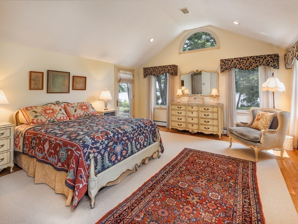 120 Locksley Road Lynnfield, MA 01940 - Photo 12 of 26 Gallery Image 12