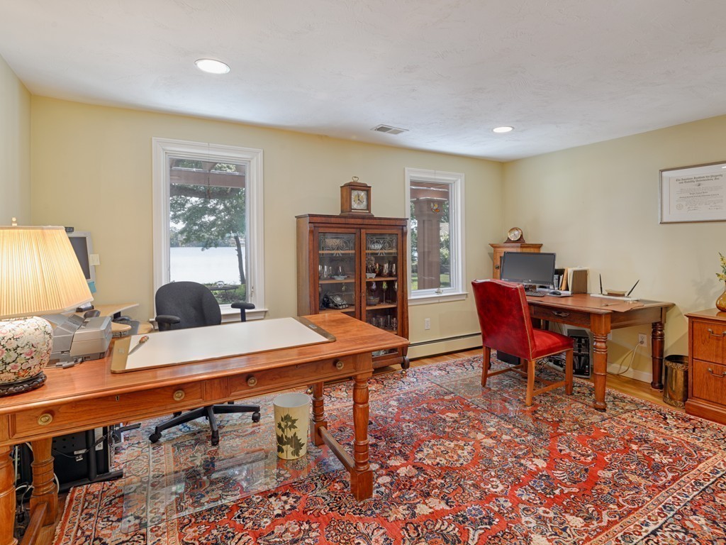 120 Locksley Road Lynnfield, MA 01940 - Photo 14 of 26 Gallery Image 14