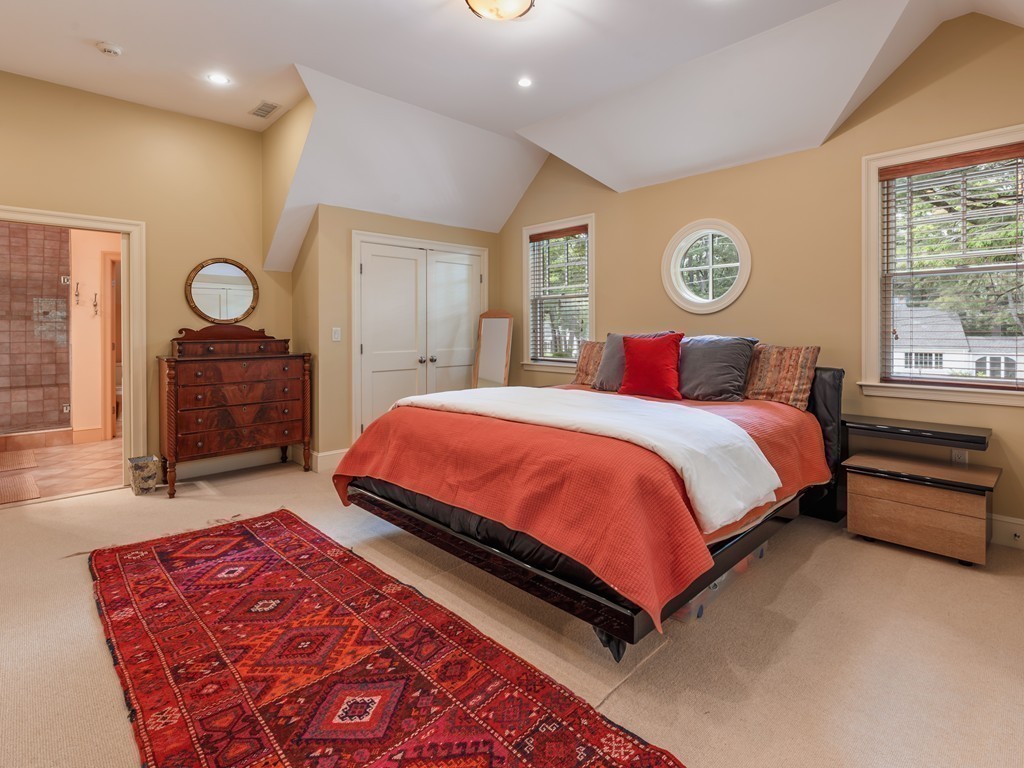120 Locksley Road Lynnfield, MA 01940 - Photo 16 of 26 Gallery Image 16