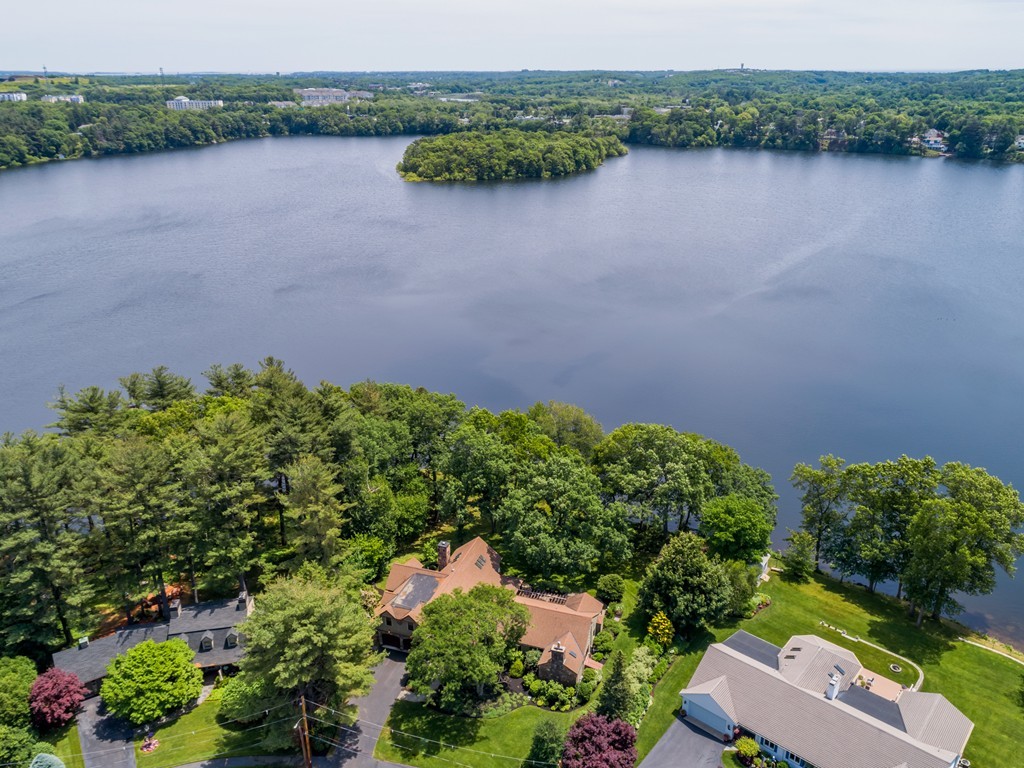 120 Locksley Road Lynnfield, MA 01940 - Photo 25 of 26 Gallery Image 25