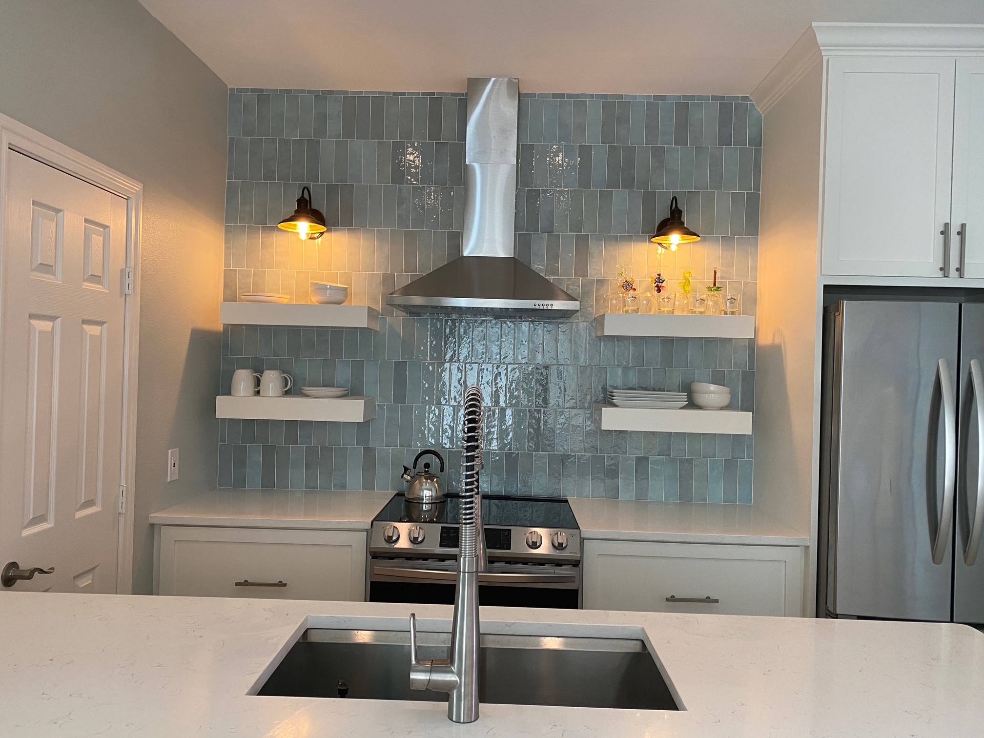 517 Mariners Drive Kemah, TX 77565 - Photo 14 of 26 a kitchen with a sink and cabinets