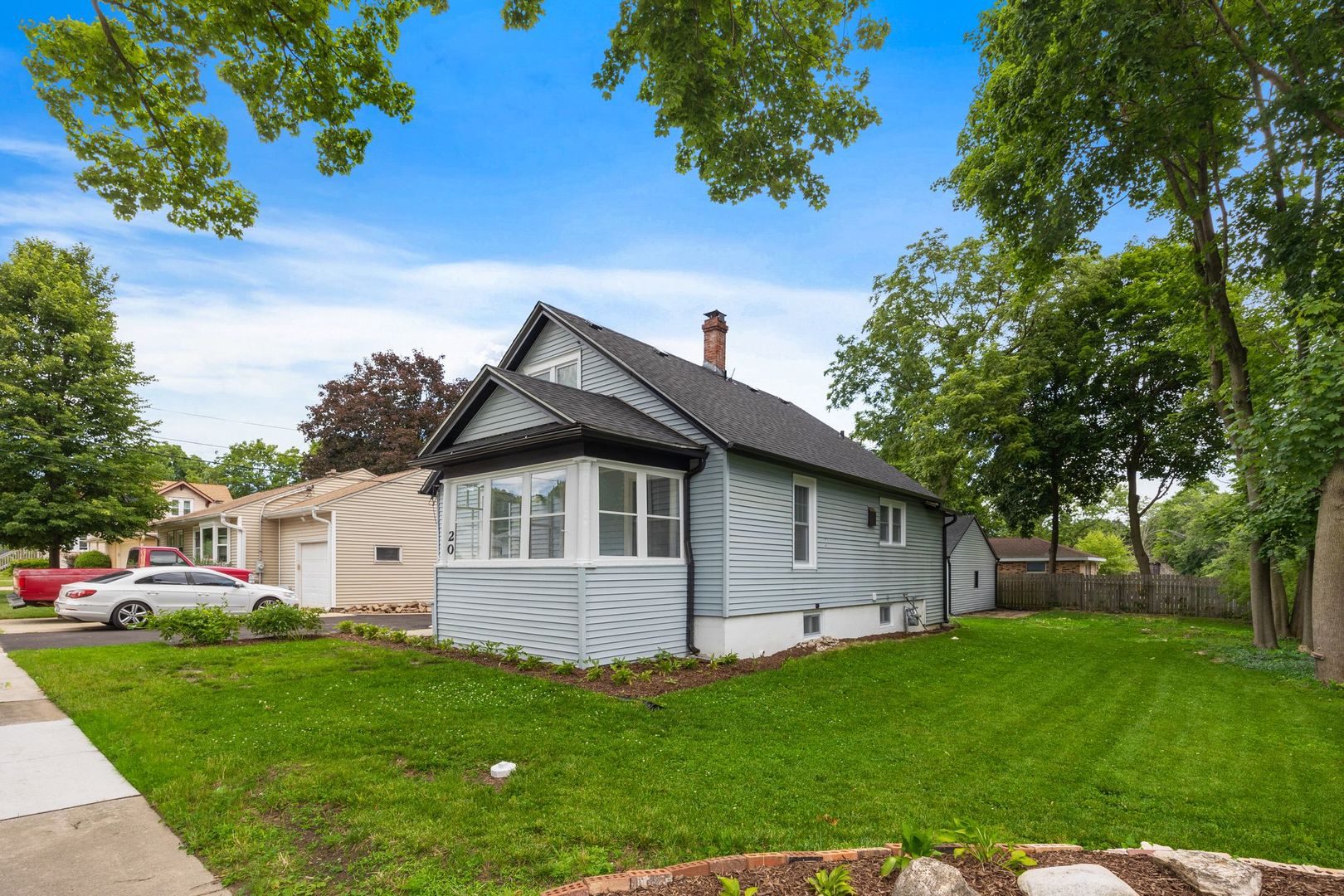 20 Center Street Algonquin, IL 60102 - Photo 3 of 32