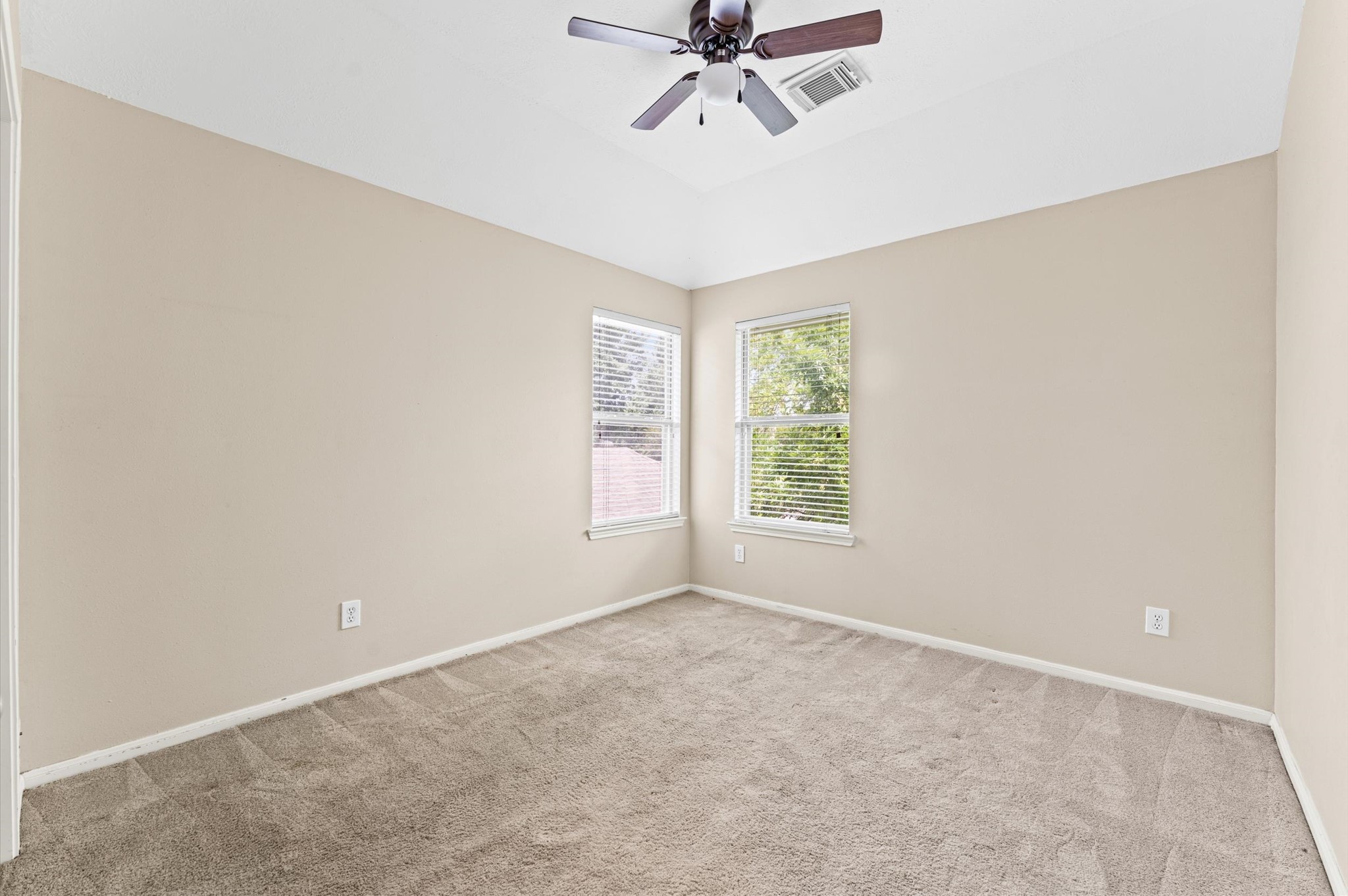 9202 State Walk Circle Houston, TX 77064 - Photo 17 of 25