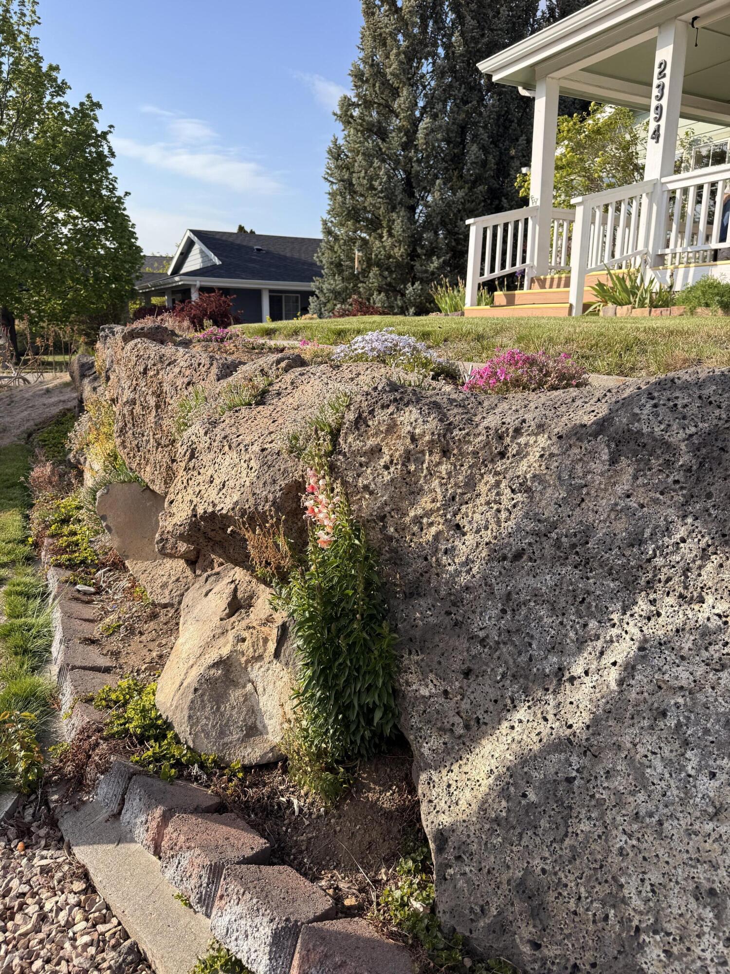 2394 Northeast Crocus Way Bend, OR 97701 - Photo 31 of 44
