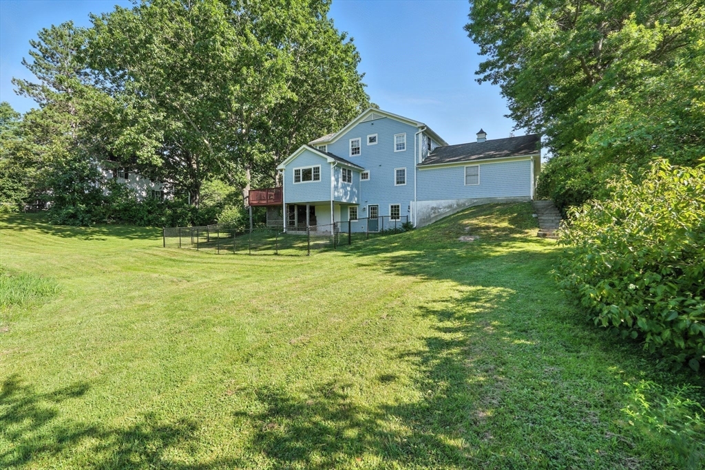124 Pomeroy Lane Amherst, MA 01002 - Photo 25 of 32 Gallery Image 25