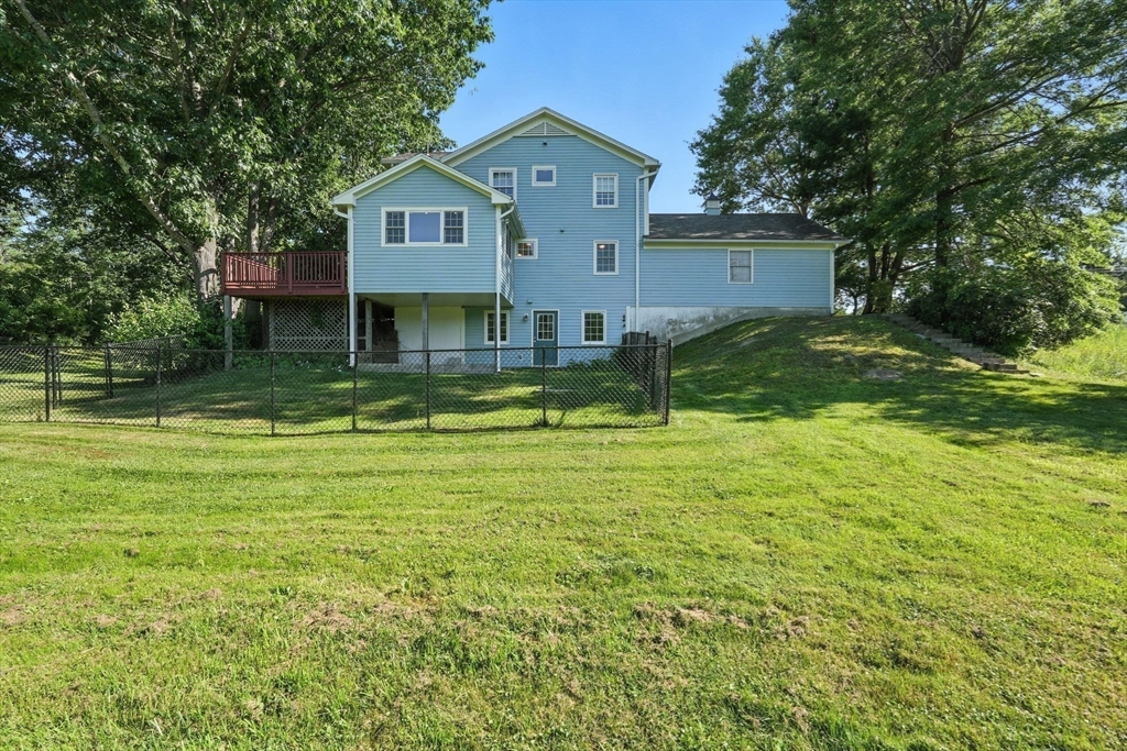 124 Pomeroy Lane Amherst, MA 01002 - Photo 26 of 32 Gallery Image 26