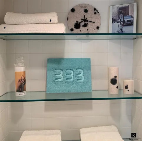 $2,595,000 | 15 Broad Street, Unit 2112 | Financial District