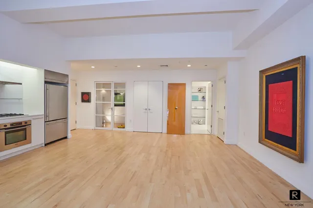 $2,595,000 | 15 Broad Street, Unit 2112 | Financial District