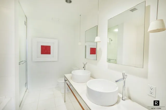 $2,595,000 | 15 Broad Street, Unit 2112 | Financial District