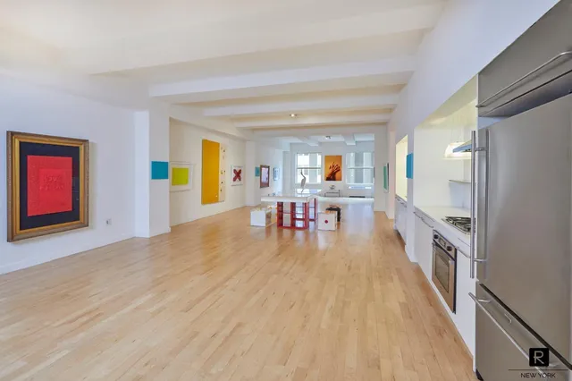 $2,595,000 | 15 Broad Street, Unit 2112 | Financial District