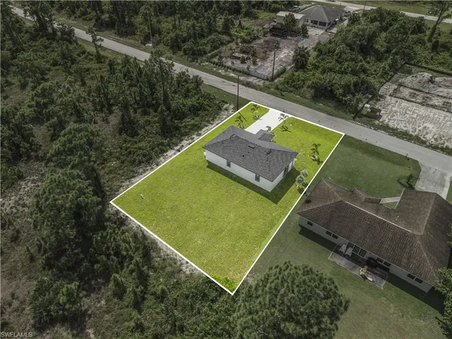 $274,000 | 639 Montclair Avenue South, Lehigh Acres, FL 33974