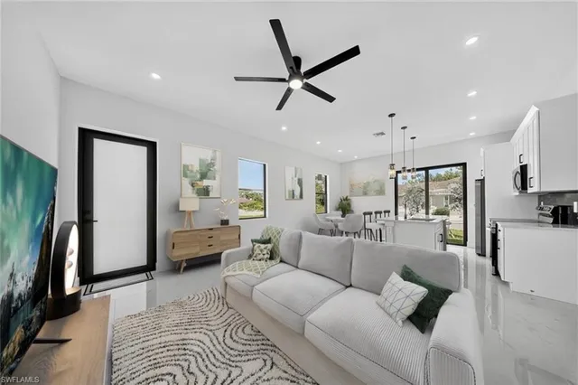 $274,000 | 639 Montclair Avenue South, Lehigh Acres, FL 33974