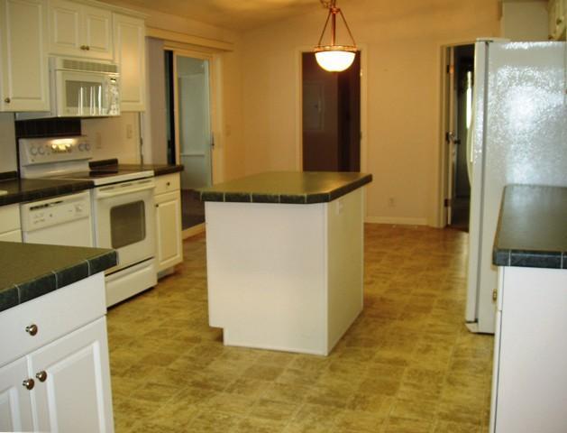 10 South Stage Road, Unit 411 Medford, OR 97501 - Photo 3 of 15 Additional Photo
